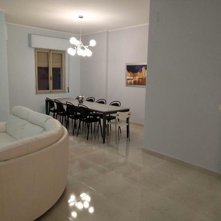 Апартаменты Casa Bella - 3 Baths - Walk To Ortigia Сиракузы Экстерьер фото